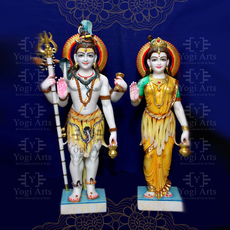 Decorated Statue Of Shiv Parvati 