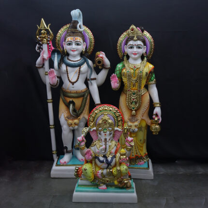 Shiv Parvati With Ganesh statue